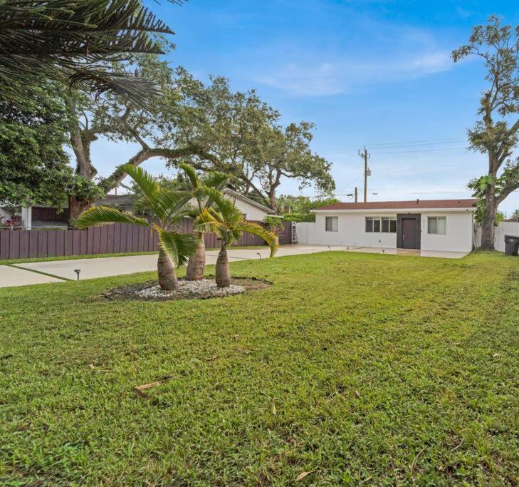 Casa Copal: Relaxing Beach House Hollywood Exterior photo
